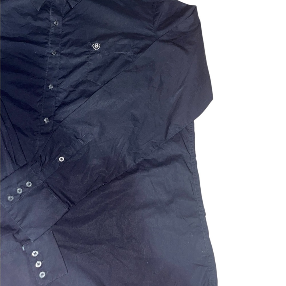 Men's solid black ARIAT fitted button down shirt … - image 2